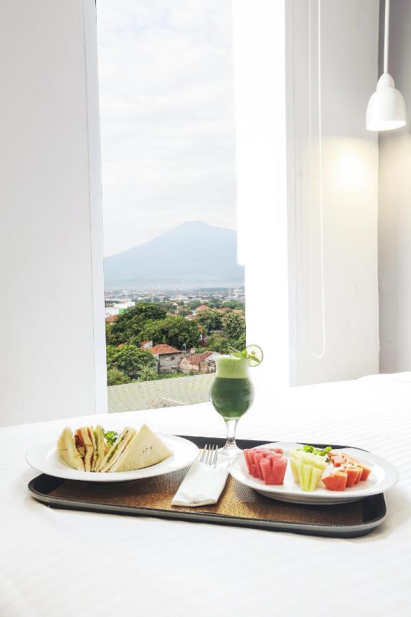 Hotel Citradream Cirebon Extérieur photo
